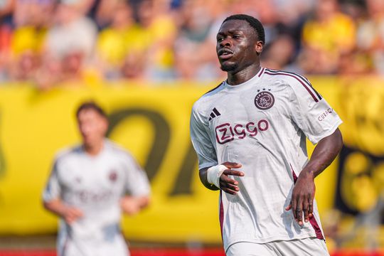 'Koekenbakkers' bij Ajax krijgen ervan langs om situatie Brian Brobbey: 'Hoe is dat in godsnaam mogelijk?'