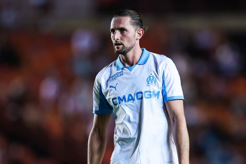 Bom barst in kleedkamer Franse topploeg: Nederlander getuige van 'onaanvaardbaar gedrag'