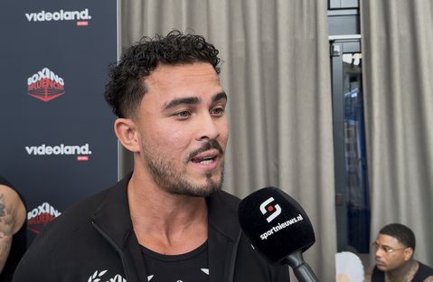 Zoon van voetballegende breekt op opvallende wijze met familietraditie: 'Daar haal ik energie en kracht uit'
