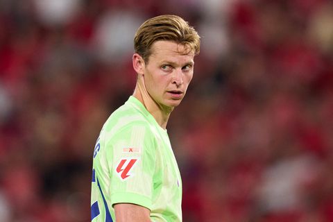 Barcelona-nieuwkomer onthult geheimen in de kleedkamer: 'Frenkie de Jong wordt het meest onderschat'