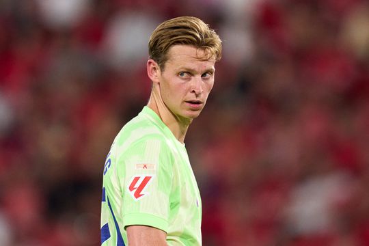 Barcelona-nieuwkomer onthult geheimen in de kleedkamer: 'Frenkie de Jong wordt het meest onderschat'