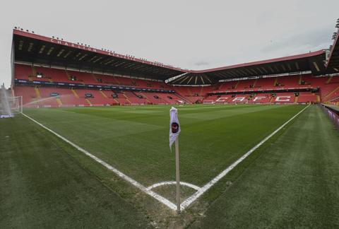 Tragisch nieuws uit Engeland: politie onderzoekt vondst van lichaam in voetbalstadion