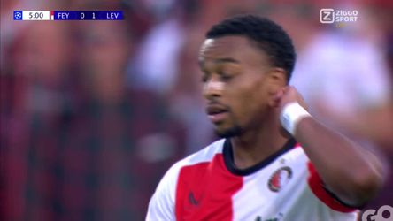 Dure fout kost Feyenoord snelle tegentreffer tegen Bayer Leverkusen in Champions League