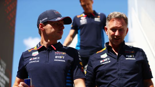 Red Bull-teambaas Christian Horner treitert concurrent McLaren: 'Dat moet ze hoofdpijn opleveren'