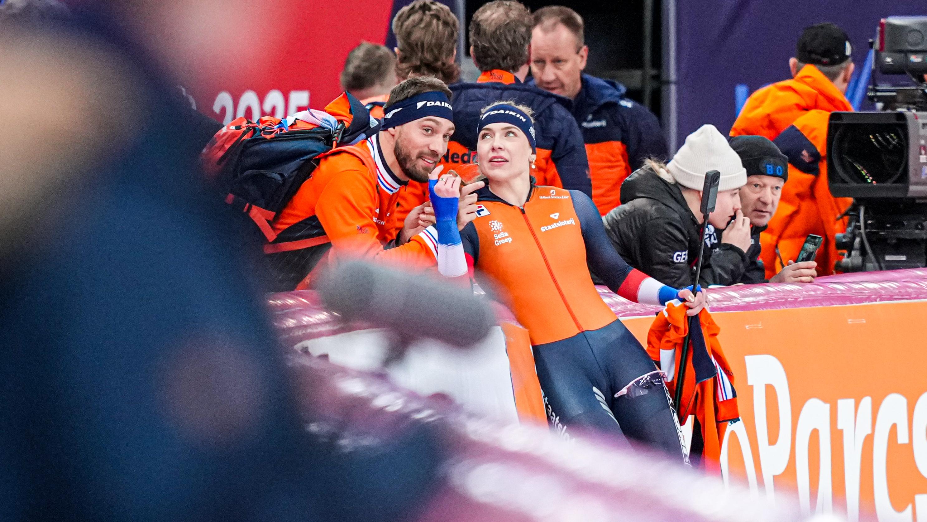 'Lomp' schaatskoppel Joy Beune en Kjeld Nuis krijgt bijzondere sportles ...