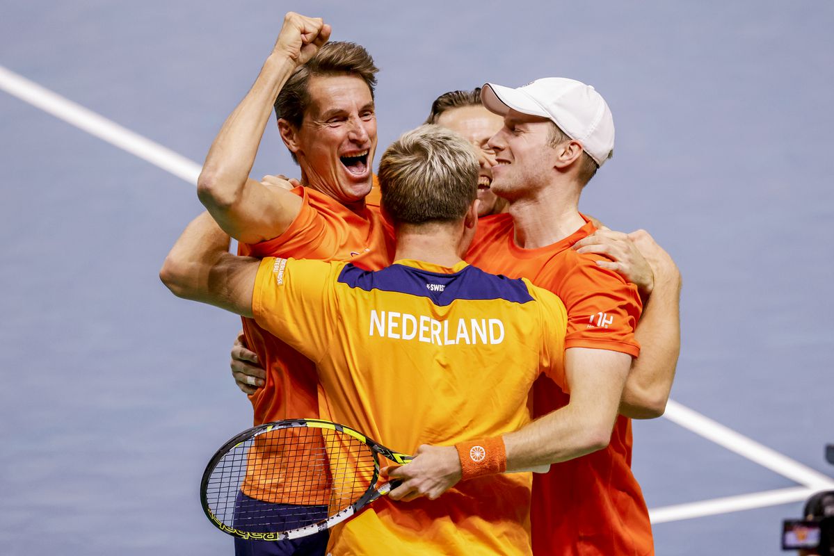 Nederland neemt revanche voor deceptie bij vorige Davis Cup Finals: 'Lekker om van Spanje te winnen'