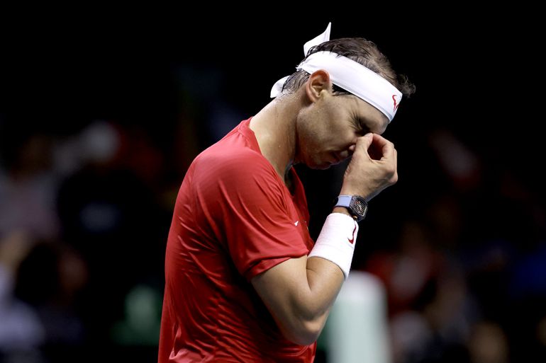 Emotionele Rafael Nadal op randje van pensioen door ijzersterke Botic van de Zandschulp in Davis Cup Finals