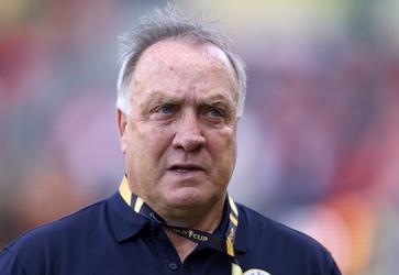 Bondscoach Dick Advocaat laat van zich horen na WK-stunt Curaçao: 'Voor de televisie kijken is een ramp'