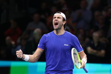 Italië ook zonder toptennisser Jannik Sinner dominant tijdens emotionele kwartfinale Davis Cup
