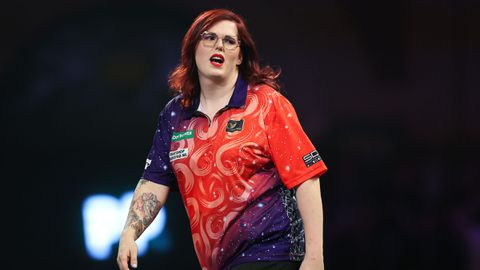 Nederlandse dartster openhartig over 'rotzooi' die ze over zich heen krijgt: 'Het is nog steeds lastig'