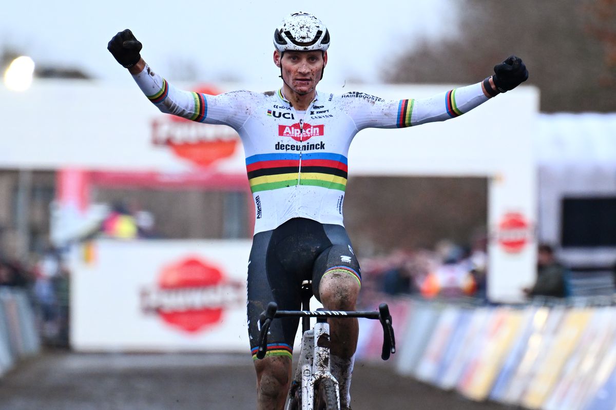 Grote opluchting voor Mathieu van der Poel: wielerfenomeen kan op recordjacht bij WK