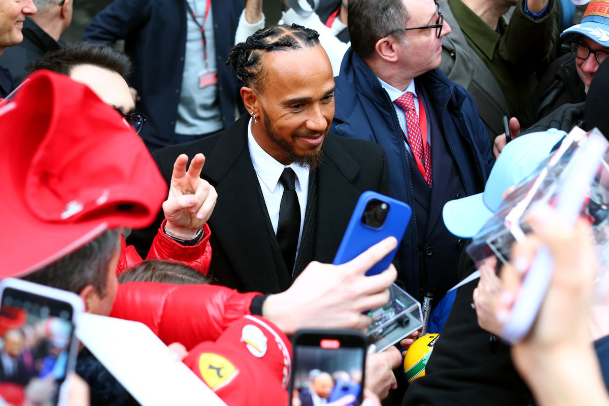 Lewis Hamilton begint aan 'nieuw tijdperk': 'Vandaag kan ik die droom verwezenlijken'