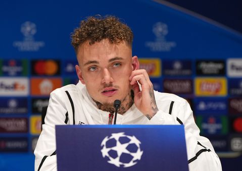 Impulsieve Noa Lang openhartig over 'bewogen weken': 'Daar komen irritaties bij kijken'