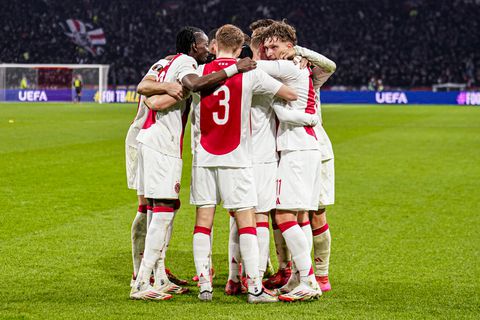 Ajax ontsnapt na dramatisch begin aan enorme blamage tegen Union Sint-Gillis in Europa League