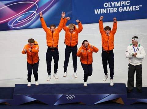 Hilarisch interview van shorttrackers na relaygoud: 'Het is jammer dat er geen camera meeliep'