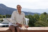Tennistalent (17) onthult opvallende eerste aankoop na winst Indian Wells en bizar bedrag aan prijzengeld