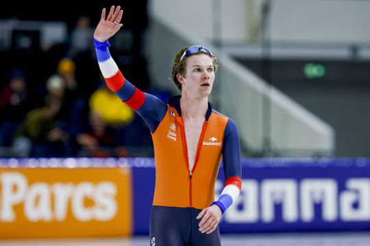 Topschaatser Stijn van de Bunt (21) krijgt fraaie beloning na doorbraak: 'Hij heeft ons team op de kaart gezet'