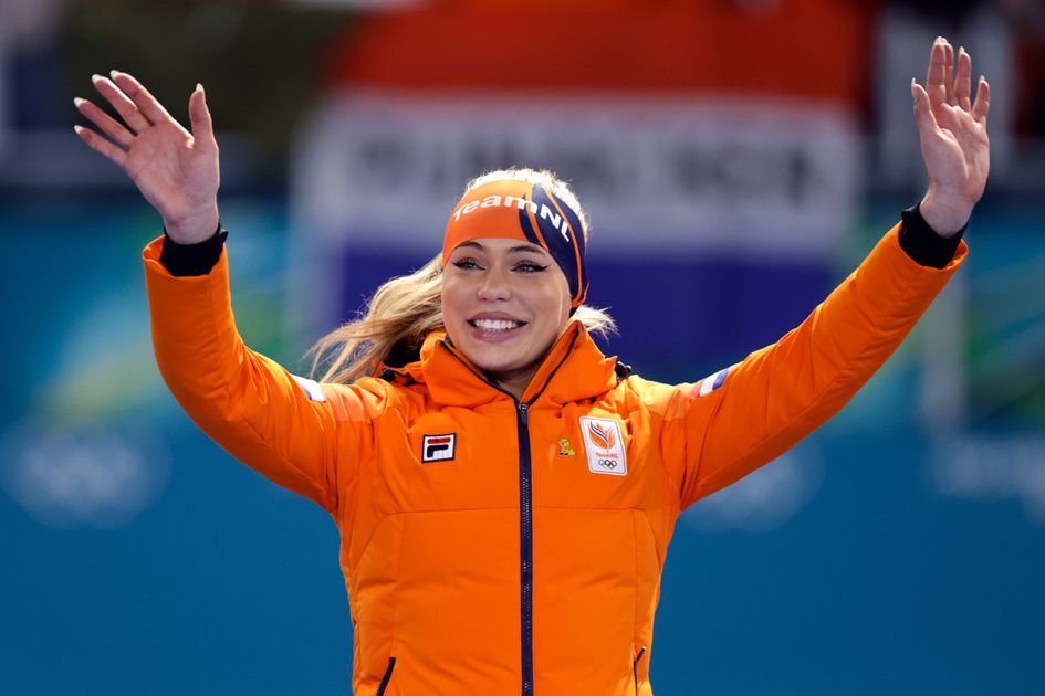 Topschaatsster Jutta Leerdam beleeft speciaal moment met geliefde familie: 'Ik ben zo blij'