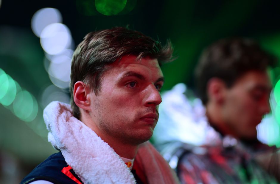Vrees voor nog een straf houdt Max Verstappen stil: 'Iedereen is supergevoelig over alles'