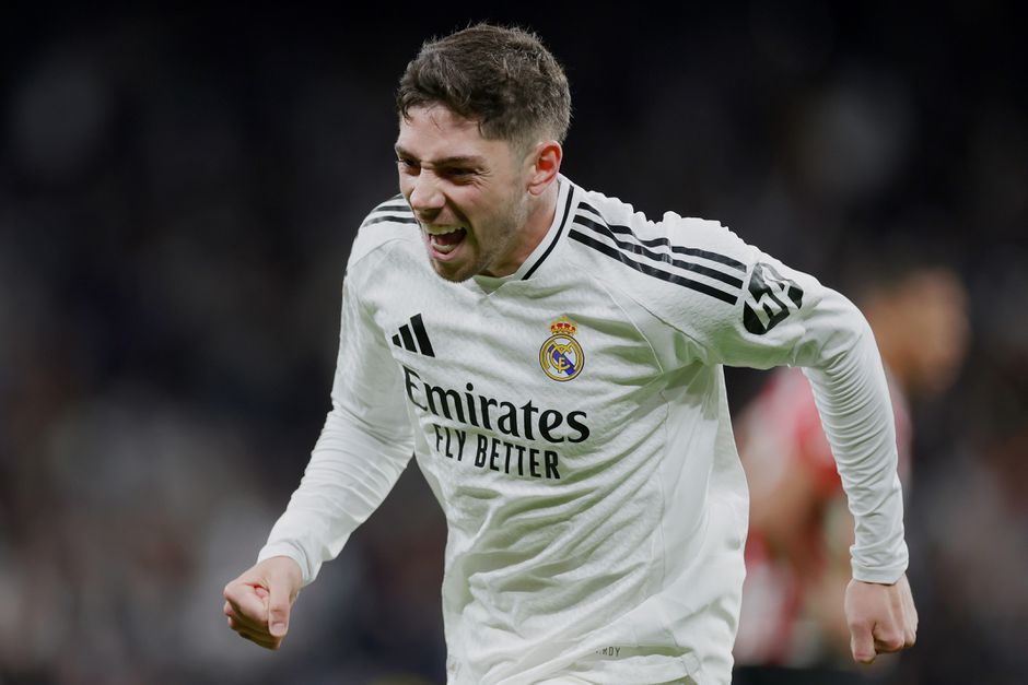 Wereldgoal houdt Mbappé-loos Real Madrid in Spaanse titelstrijd in aanloop naar pikante bekerfinale
