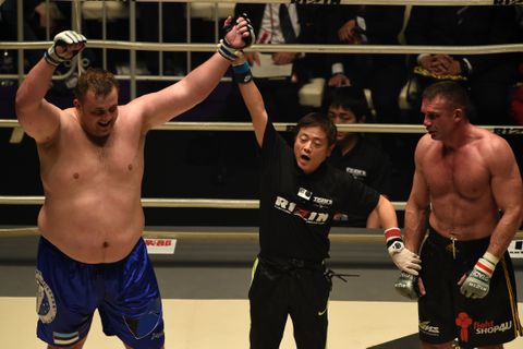 Nederlandse vechtlegende deelt groot nieuws over mogelijke comeback: 'Ben met iets bezig'