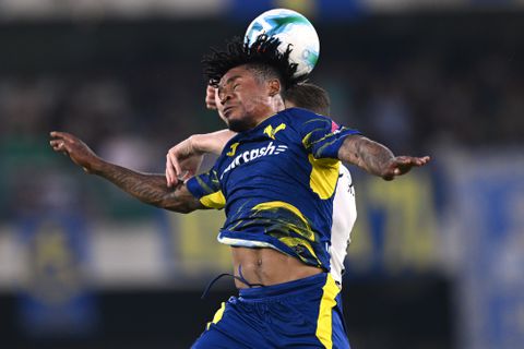 Serie A-voetballer stapt na nederlaag uit auto en vliegt fan naar de keel