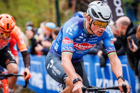 Wielerfenomeen Mathieu van der Poel kiest voor andere sport op dag van Amstel Gold Race