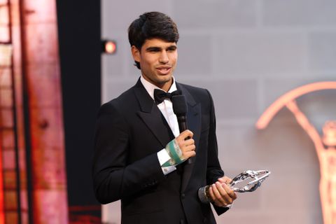 Toptennisser Carlos Alcaraz wint prestigieuze Laureus Award, maar heeft een vervelende boodschap
