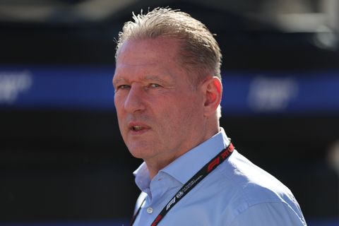 Vader van topcoureur Max Verstappen zet verslaggever op zijn plaats met droge boodschap