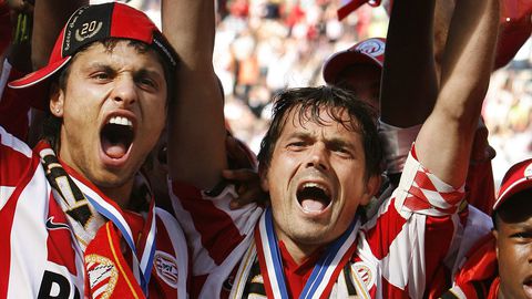 PSV-trainer Peter Bosz krijgt gratis advies: 'Philip Cocu heeft dit als één van de weinigen meegemaakt'