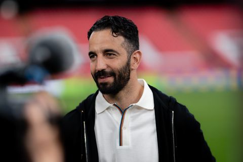 Opvolger Erik ten Hag verrast door steun en geduld van United-fans: 'Ik denk meer aan de club dan aan mezelf'