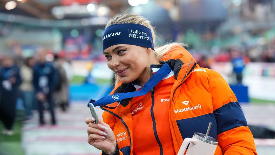 Topschaatsster Jutta Leerdam verrast binnen eigen team met vastleggen wereldkampioen én groot talent