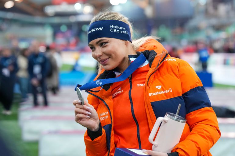 Topschaatsster Jutta Leerdam verrast binnen eigen team met vastleggen wereldkampioen én groot talent