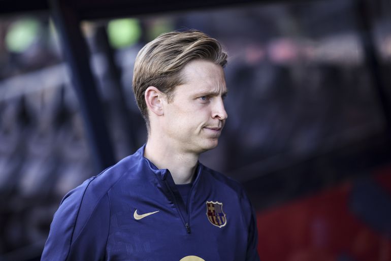 Openhartige Frenkie de Jong blikt terug op gitzwarte periode: 'Het was een zware reis'