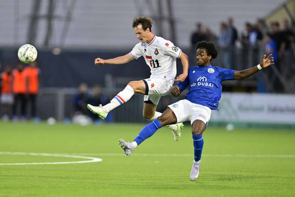 Den Bosch en Telstar blijven in de race om promotie naar Eredivisie na duel onder hoogspanning