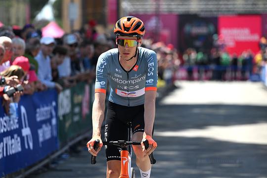 'Giro-organisatie niet blij met gedrag Thymen Arensman'