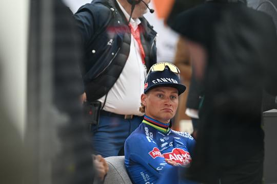 Merkwaardig nieuws over Mathieu van der Poel: volop onduidelijkheid over topwielrenner