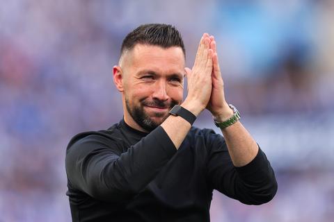 Francesco Farioli openhartig over 'extreem pijnlijk' einde bij Ajax: 'Daar mijn grootste prestatie ooit geleverd'