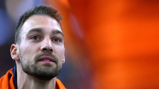 'Publiekslieveling' Kjeld Nuis ziet Nederlandse topwielrenner concurrent verslaan in Emmen