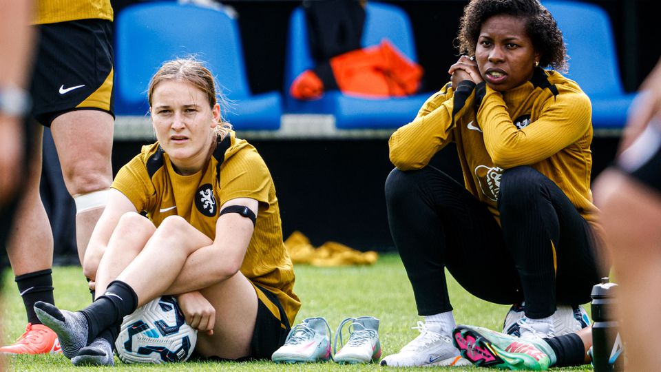 'Afwezige' Oranje Leeuwin Lineth Beerensteyn voert race tegen de klok: 'Het EK komt snel…' image