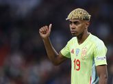 Populaire vrouw (29) die wordt gelinkt aan topvoetballer Lamine Yamal (17) bijt van zich af: 'Dat zijn criminele daden!'