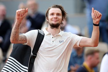 Toptennisser ontvangt duizenden hartjes op geinige opmerking na winst op Jannik Sinner