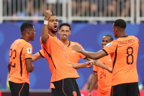Live WK voetbal | Brian Brobbey en Cody Gakpo zorgen voor weergaloze show Oranje tegen Zweden
