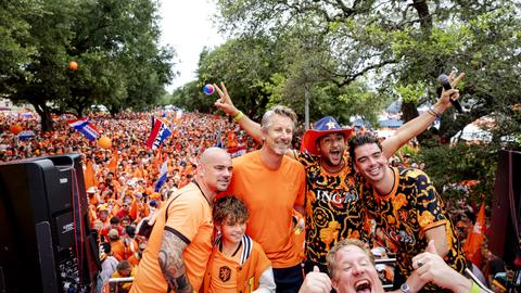 Genietende Wesley Sneijder doet bekentenis rondom wedstrijd Oranje