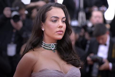 Georgina Rodriguez (verloofde Cristiano Ronaldo) deelt liefdevol bericht voor 'kleine jongen'