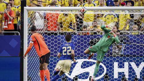 Oranje-keeper Bart Verbruggen geroemd na bijzondere situatie op WK: 'Die break is geen succes'
