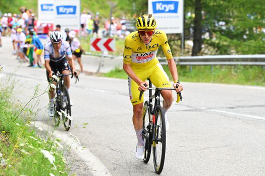 'Tien minuten straftijd' en 'zijn zadel jatten': bijzondere maatregelen om Tadej Pogacar van eindzege Tour de France af te houden