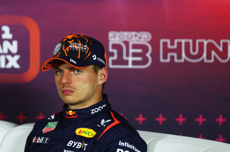 Max Verstappen is chagrijnig na matig effect van updates: 'Andere teams leren van hun fouten'