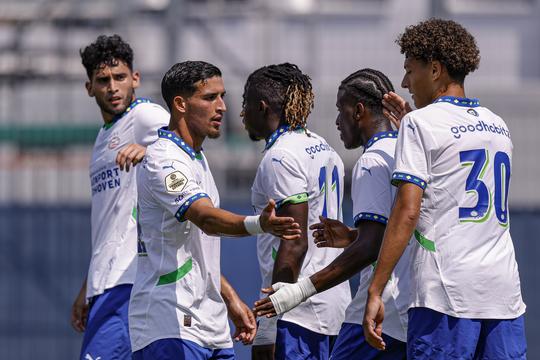 Oefenduels bezorgen PSV flinke tegenvallers: meerdere blessures in geplaagde verdediging