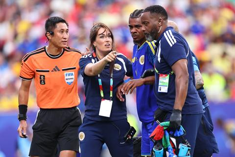 Bekende sportarts van Curaçao op WK voetbal onthult 'liefste geheimpje': 'Hele toernooi bij me gedragen'